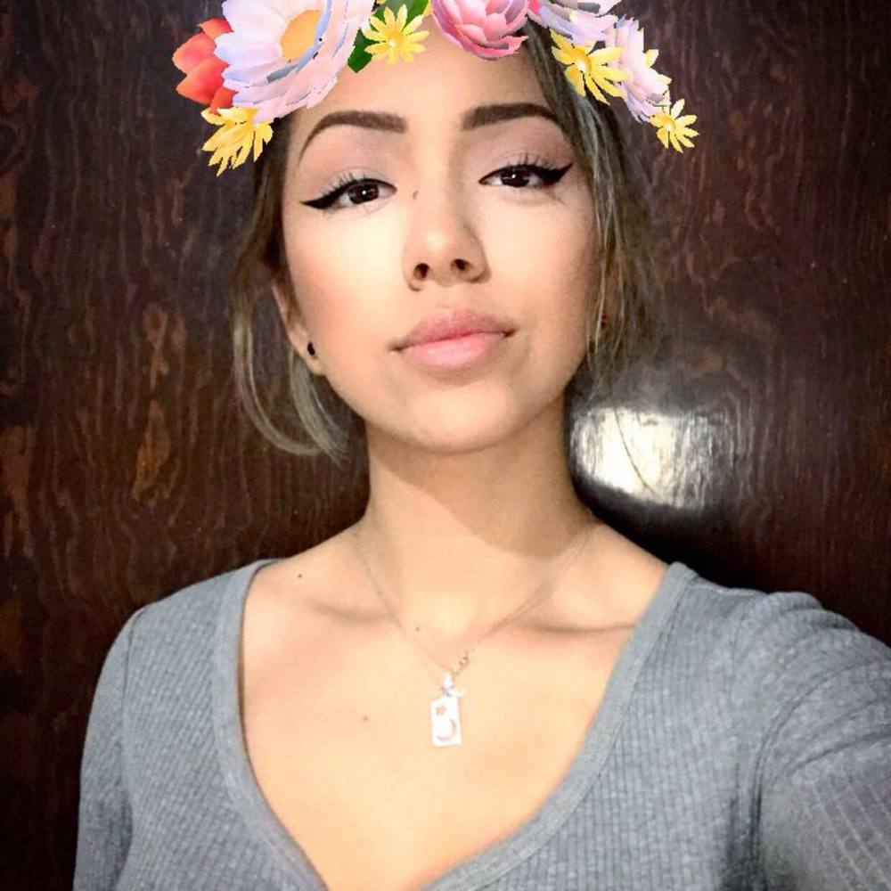 Meet your Posher, Luna